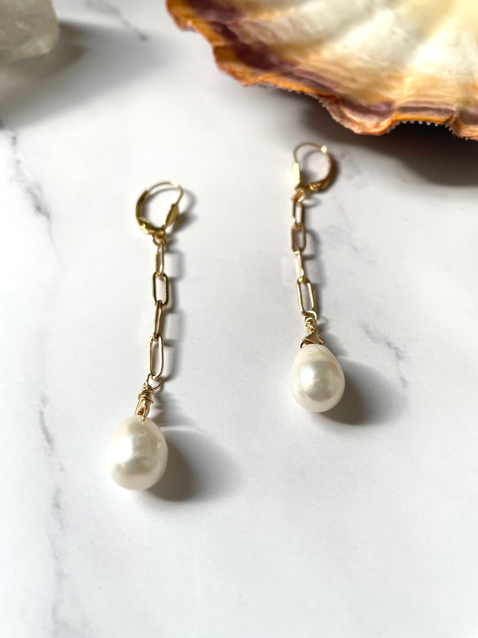 Lady of Pearl Earrings