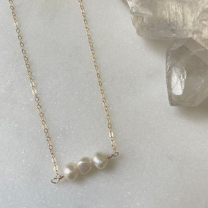 Dainty 3 Pearl Necklace